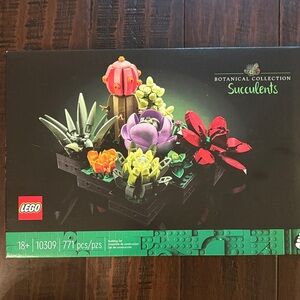 LEGO Botanical Collection Succulents - Red, Purple, Green
